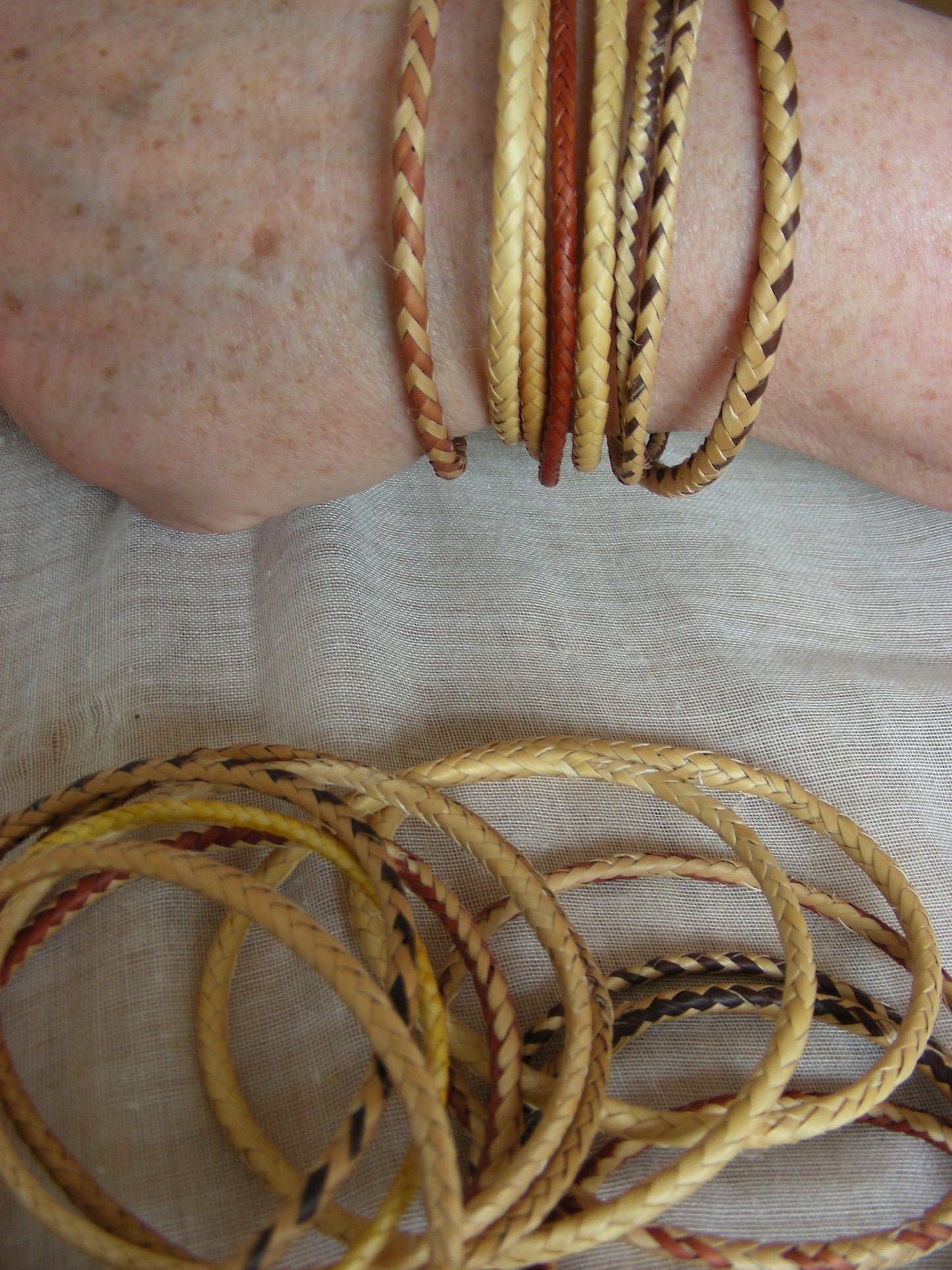 Einfaches Armband der Waimiri-Atroari