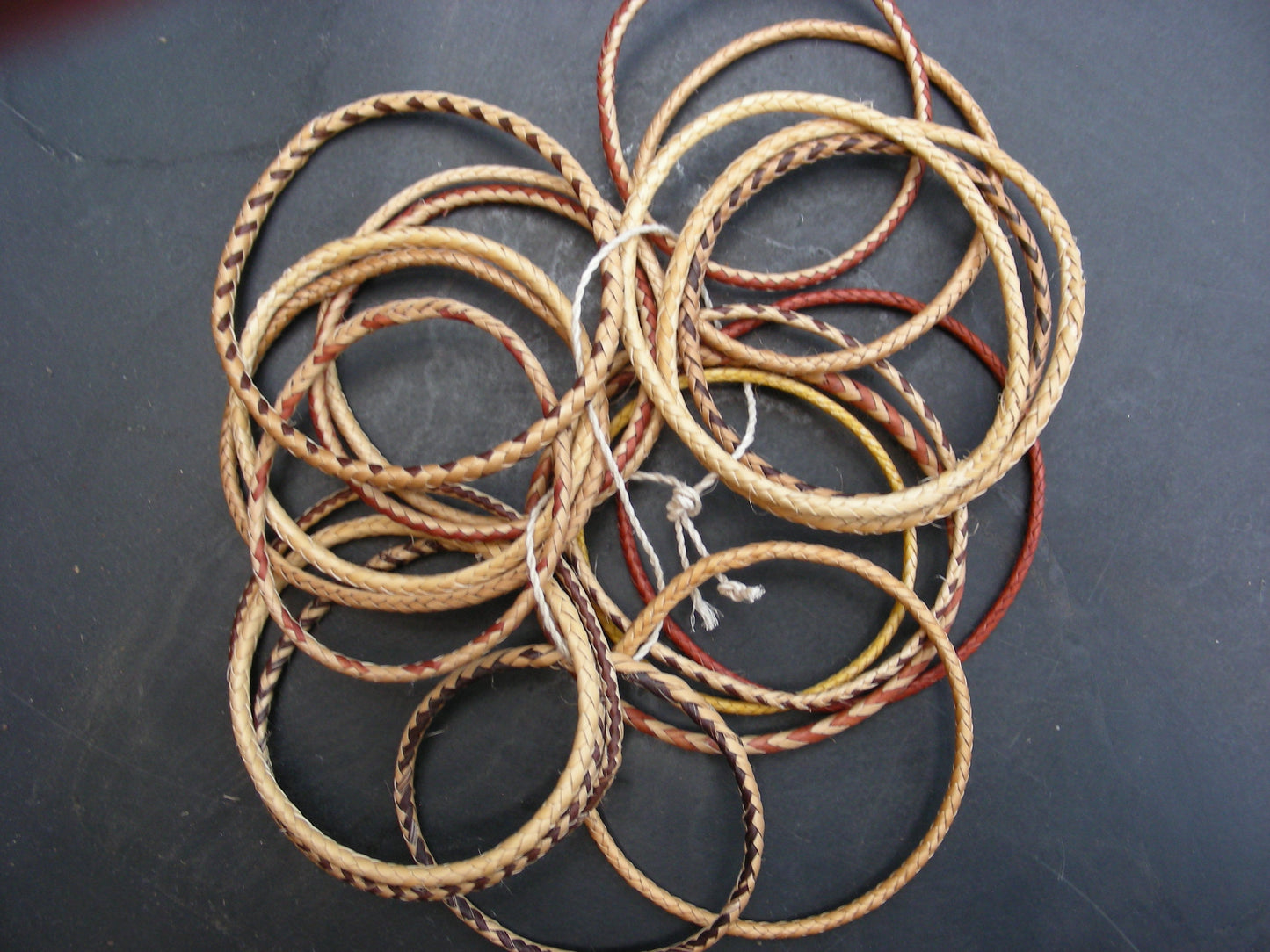 Einfaches Armband der Waimiri-Atroari