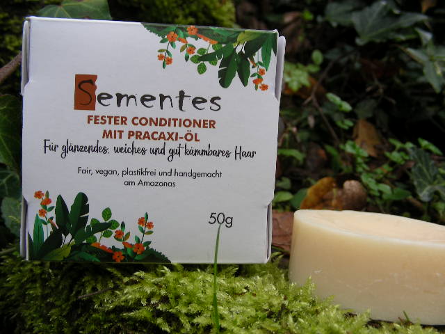 Fester Conditioner aus Regenwaldölen von Sementes