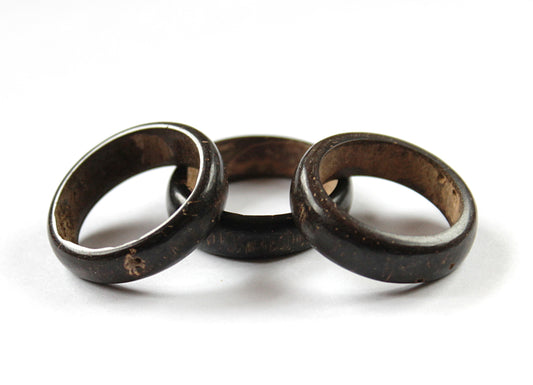 Solidaritäts-Ring aus Tucumá ("Schwarzer Ring")